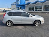 Used 2012 Hyundai Elantra SE image 2