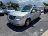 Used 2008 Chrysler Town & Country Touring image 3