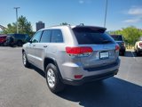 Used 2015 Jeep Grand Cherokee Laredo image 3