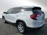 Used 2024 GMC Terrain SLE image 3