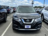 Used 2018 Nissan Rogue S image 2
