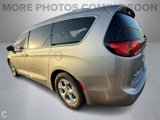 Used 2018 Chrysler Pacifica Limited w/ Advanced Safetytec Group image 3