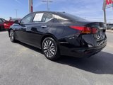 Used 2023 Nissan Altima 2.5 SV image 3