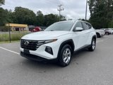 Used 2023 Hyundai Tucson SE image 2
