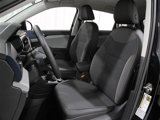 Certified 2022 Volkswagen Taos SE image 5