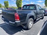 Used 2015 Toyota Tacoma 4x4 Access Cab image 3
