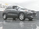 Used 2019 Chevrolet Trax LT w/ LT Convenience Package image 2