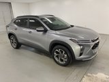 Used 2025 Chevrolet Trax LT w/ Sunroof Package image 3