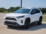 Used 2021 Toyota RAV4 LE image 3