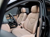 Certified 2024 Porsche Macan image 5