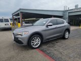 Used 2018 Alfa Romeo Stelvio Ti image 4