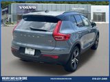 Certified 2022 Volvo XC40 T5 R-Design w/ Climate Package image 4