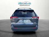 Used 2022 Toyota RAV4 XLE image 4