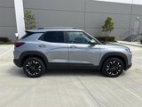 Used 2023 Chevrolet TrailBlazer LT image 2