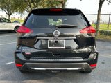 Used 2017 Nissan Rogue SV w/ SV Premium Package image 4