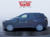 Used 2024 Jeep Compass Latitude image 2