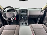 Used 2010 Ford Explorer XLT image 3