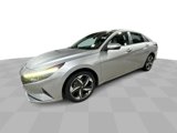 Used 2023 Hyundai Elantra SEL w/ Convenience Package image 5