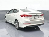 Used 2017 Hyundai Elantra SE image 4