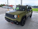 Used 2015 Jeep Renegade Trailhawk w/ Premium Leather Group image 3