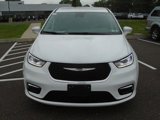 Certified 2022 Chrysler Pacifica Touring-L w/ Uconnect Theater Family Group image 5