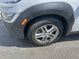 Used 2022 Hyundai Kona SE image 5