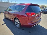 Used 2017 Chrysler Pacifica Limited image 5