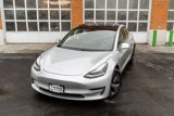 Used 2018 Tesla Model 3 image 2