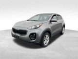 Used 2019 Kia Sportage LX image 2