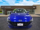 Certified 2022 Hyundai Elantra SE image 2