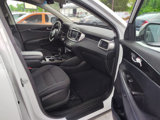Used 2017 Kia Sorento LX w/ LX Convenience Package image 5