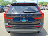 Used 2018 Volvo XC60 T5 Momentum w/ Convenience Package image 5