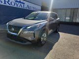Used 2023 Nissan Rogue SV image 2