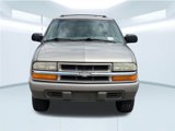 Used 2000 Chevrolet Blazer LS w/ LS Preferred Equipment Group image 2