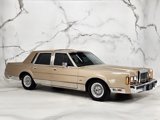 Used 1989 Lincoln Town Car Signature image 2