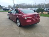 Used 2018 Toyota Camry XLE image 5