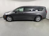 Certified 2023 Chrysler Pacifica Touring-L image 4