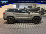 Used 2019 Jeep Grand Cherokee Laredo image 4