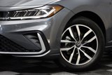 New 2025 Volkswagen Jetta SE image 3
