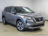 Used 2021 Nissan Rogue SV image 2