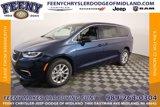 New 2025 Chrysler Pacifica Select image 3