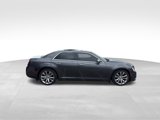 Used 2019 Chrysler 300 Limited image 4