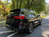 Used 2021 BMW X5 M50i image 5
