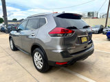Used 2017 Nissan Rogue SV image 6