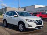 Used 2018 Nissan Rogue S image 3
