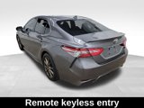 Used 2019 Toyota Camry SE image 4