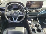 Used 2023 Nissan Altima 2.5 SR w/ SR Premium Package image 3