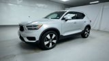 Used 2019 Volvo XC40 T5 Momentum image 4