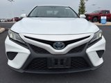 Used 2019 Toyota Camry SE image 2