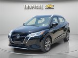 Used 2021 Nissan Kicks SV image 1